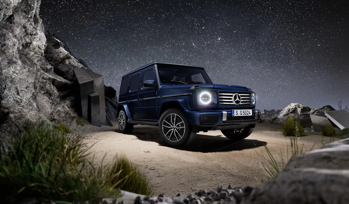 G-Class 야간 오프로드 외관